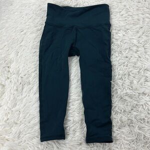 Lululemon Reveal Crop (Stripes 17") Submarine